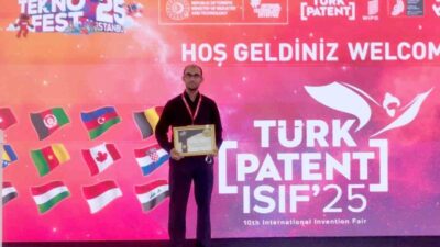 Ayberk Kafadar, TEKNOFEST İSİF’25'te altın ödül kazandı. Nanomalzeme tabanlı projesi