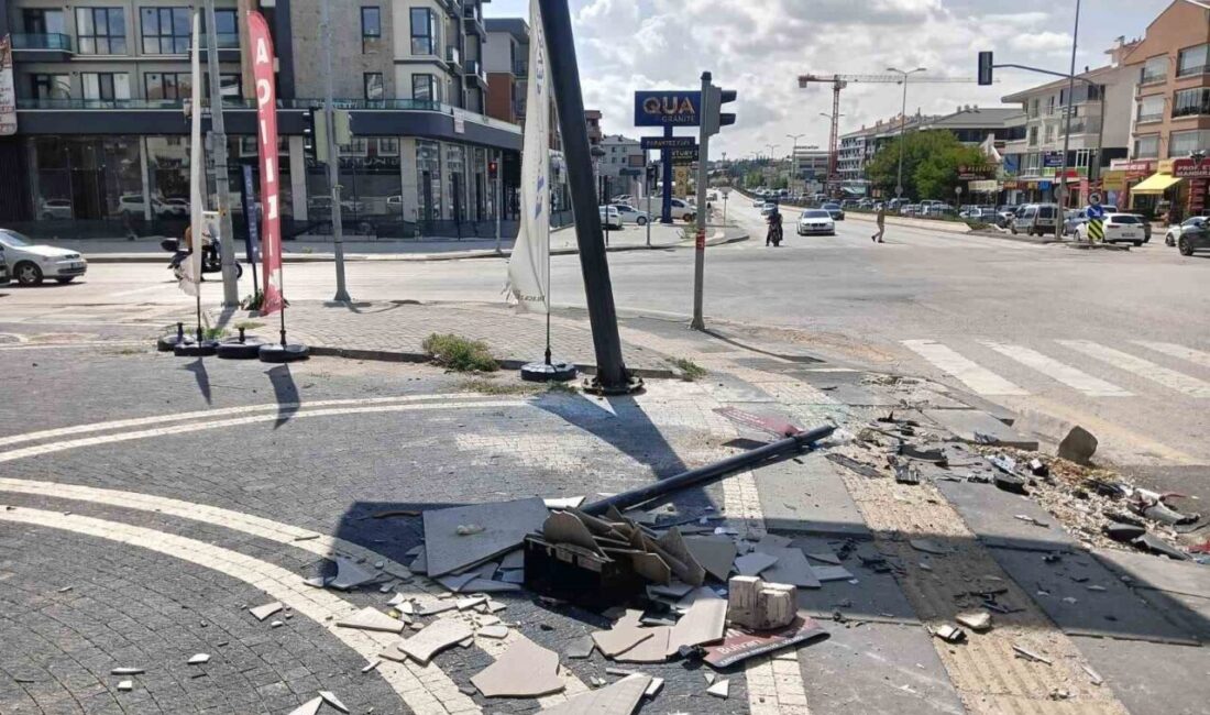Ankara'da meydana gelen trafik kazasında Hidayet Okman hayatını kaybederken, Adem