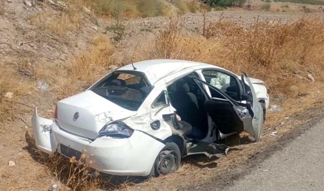 Beypazarı Şehitler mevkiinde yapılan kaza sonucunda araç takla attı, 4