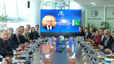 Pakistan Büyükelçisi Yusuf Cüneyd ve beraberindeki heyeti ağırlayan ASO Başkanı
