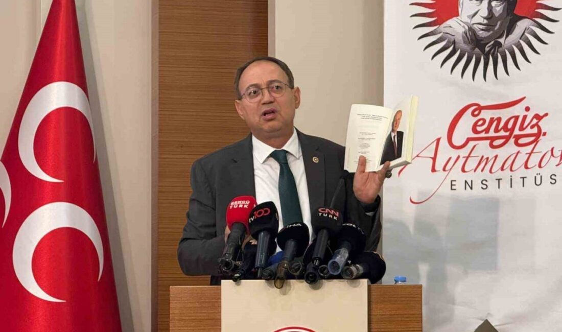 MHP Genel Başkan Yardımcısı İlyas Topsakal, Cengiz Aytmatov Enstitüsü'nün özel