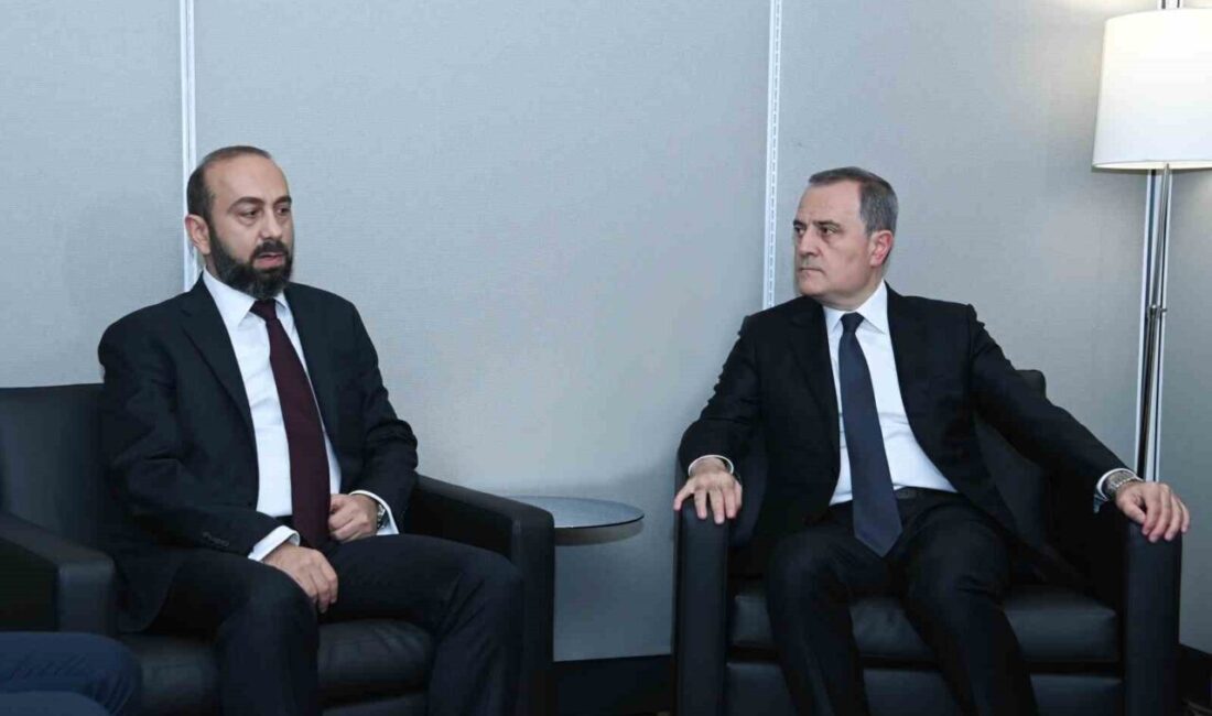 Azerbaycan ve Ermenistan Dışişleri Bakanları, BM Genel Kurulu Zirvesi'nde barış