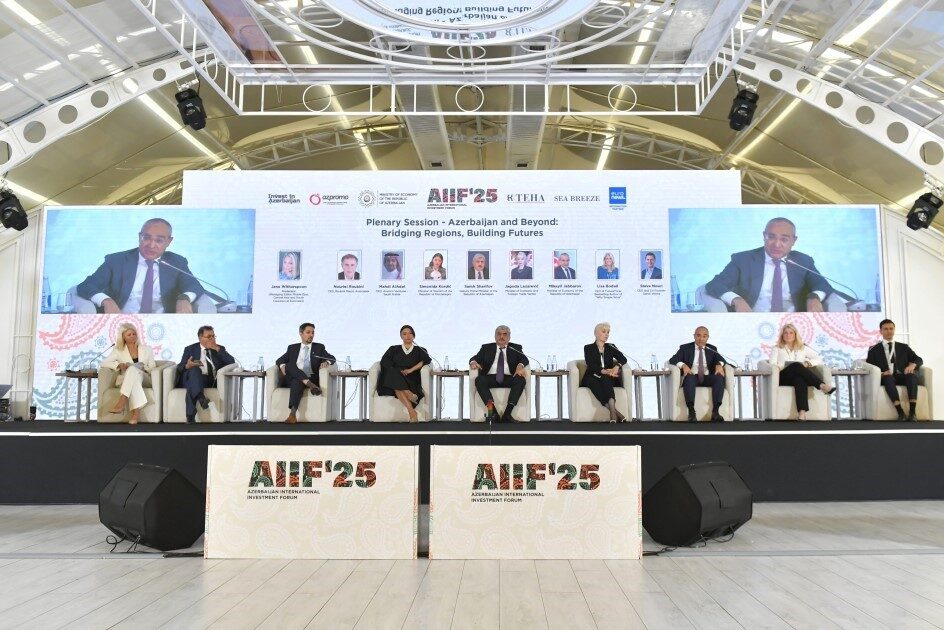 Azerbaycan Enerji Bakanı Şahbazov, Azerbaycan'ın enerji sektöründe 144 milyar dolar