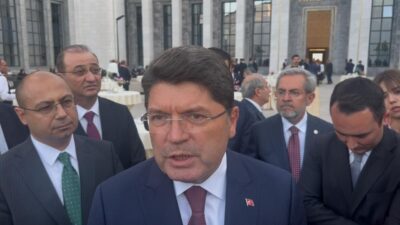 Adalet Bakanı Yılmaz Tunç, basın mensuplarının sorularını yanıtlarken ceza sistemi,