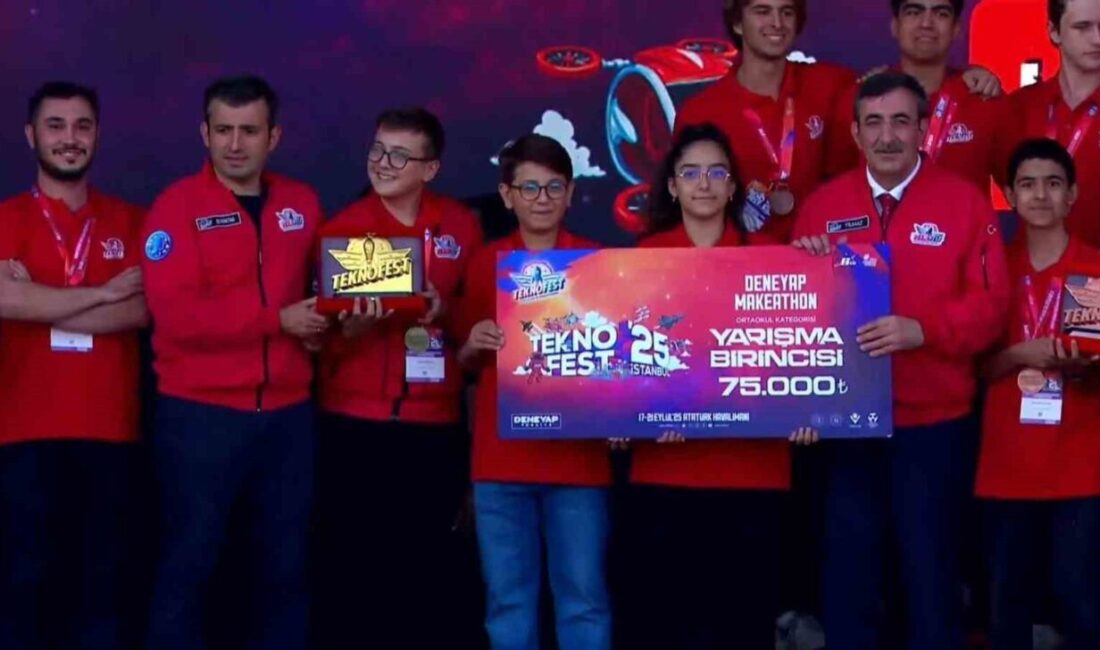 Manisa'nın Yunusemre ilçesinden Bilim Yunusemre Bilim Merkezi öğrencilerinden oluşan Summer
