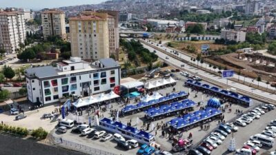 Samsun'da Canik Belediyesi'nin düzenlediği CANİKFEST Yapay Zekâ Yolculuğu, gençleri yapay