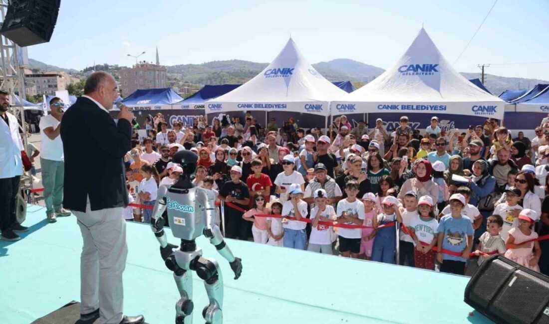 CANİKFEST Yapay Zekâ Yolculuğu'nu 131 bin 624 ziyaretçiyle tamamlayan Canik