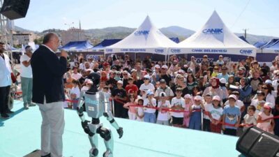 CANİKFEST Yapay Zekâ Yolculuğu'nu 131 bin 624 ziyaretçiyle tamamlayan Canik