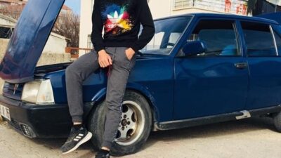 Kırşehir'in Mucur ilçesinde kablo tamiri yaparken düşen ve karnına bıçağın