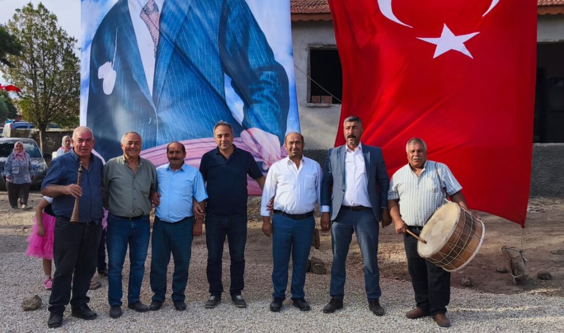 Çopraşık köyünde bu yıl 2’ncisi düzenlenen Hasat Şenliği, renkli görüntülere