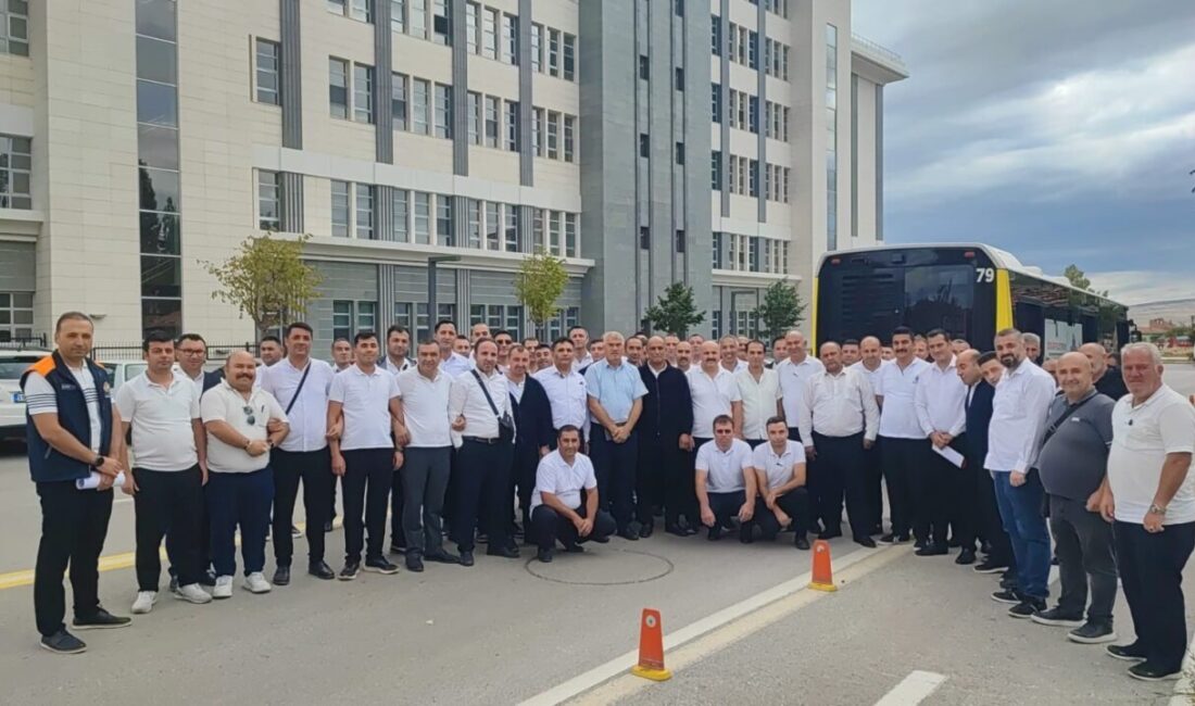 Çorum Belediyesi, araç filosunu yenileyerek şoförlere BMC uzmanlarından güvenli ve