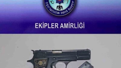 Çorum'da polis ekipleri tarafından gerçekleştirilen denetimlerde 6 şüpheli gözaltına alındı.