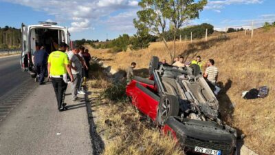 Çorum’un Sungurlu ilçesinde meydana gelen trafik kazasında, otomobil takla attı