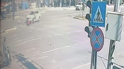 Çorum'da meydana gelen kaza, otomobil ile motosikletin çarpışması sonucu motosiklet