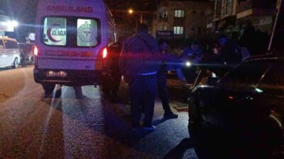 Çorum'un Yavruturna Mahallesi'nde E.Y.'ye silahlı saldırı düzenlendi. Yaralanan E.Y., hastaneye
