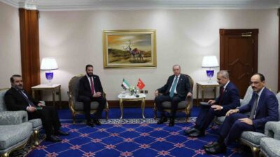 Cumhurbaşkanı Recep Tayyip Erdoğan, Katar'da bulunan Suriye Cumhurbaşkanı Ahmed Şara