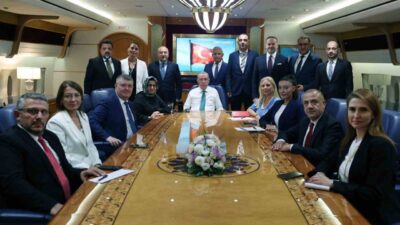 Erdoğan, İsrail'in Hamas müzakere heyetine saldırısını kınadı. Katar'daki zirvede İslam
