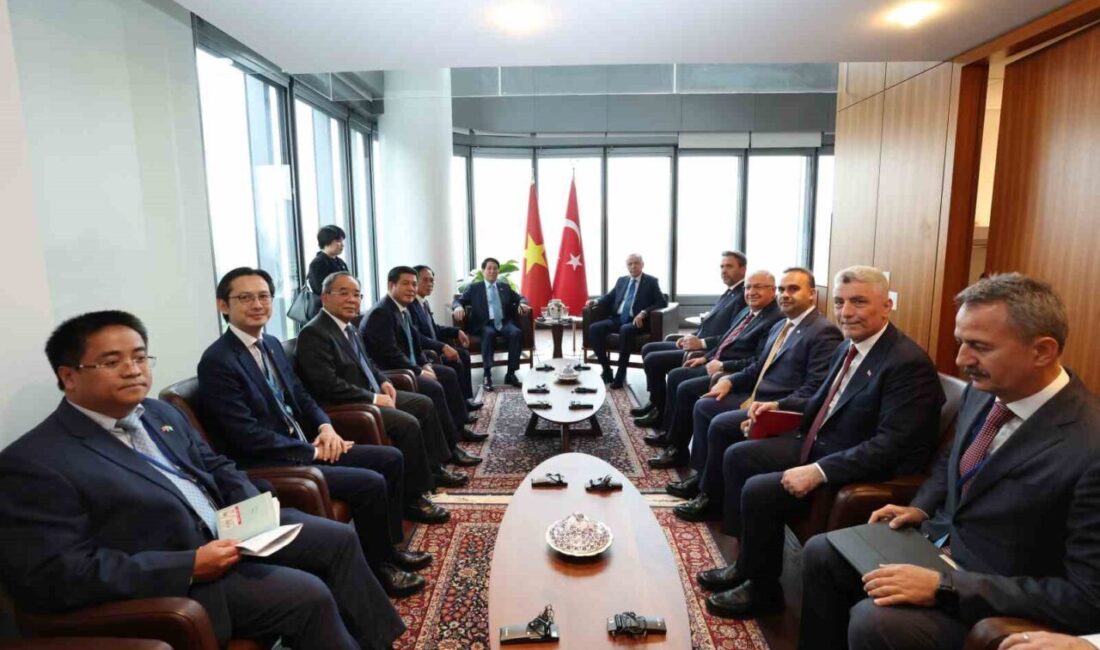 Erdoğan, Vietnam Devlet Başkanı Luong Cuong ile New York'ta buluştu.