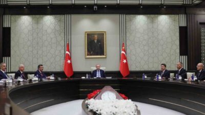 Cumhurbaşkanı Erdoğan başkanlığındaki Milli Güvenlik Kurulu, Cumhurbaşkanlığı Külliyesi'nde toplandı.