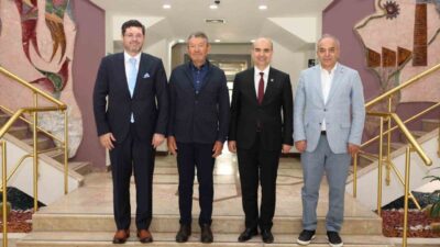Pamukkale Üniversitesi Rektör Yardımcısı Prof. Dr. Ersan Öz ve Denizli