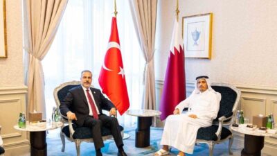 Dışişleri Bakanı Hakan Fidan, Katar'ın başkenti Doha'da Katar Başbakanı ve