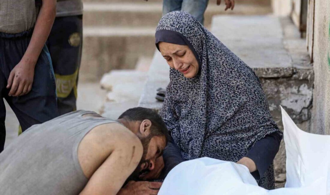 Gazze Şeridi'ndeki İsrail saldırılarında hayatını kaybeden sivil sayısı 65 bin