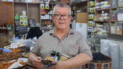 Kırşehir'de soğuk hava nedeniyle vatandaşlar aktarlara yönlendiriliyor. Bağışıklık sistemini güçlendirmek