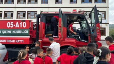 Çorum'un Osmancık ilçesinde orman yangınlarına karşı farkındalık yaratmak amacıyla ilkokul