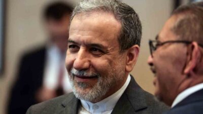 İran Dışişleri Bakanı Arakçi, UAEA Başkanı Rafael Grossi ile diplomasi