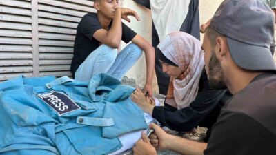 Filistinli gazeteci Muhammed el-Dayah, İsrail'in hedef aldığı saldırıda Deyr el-Balah