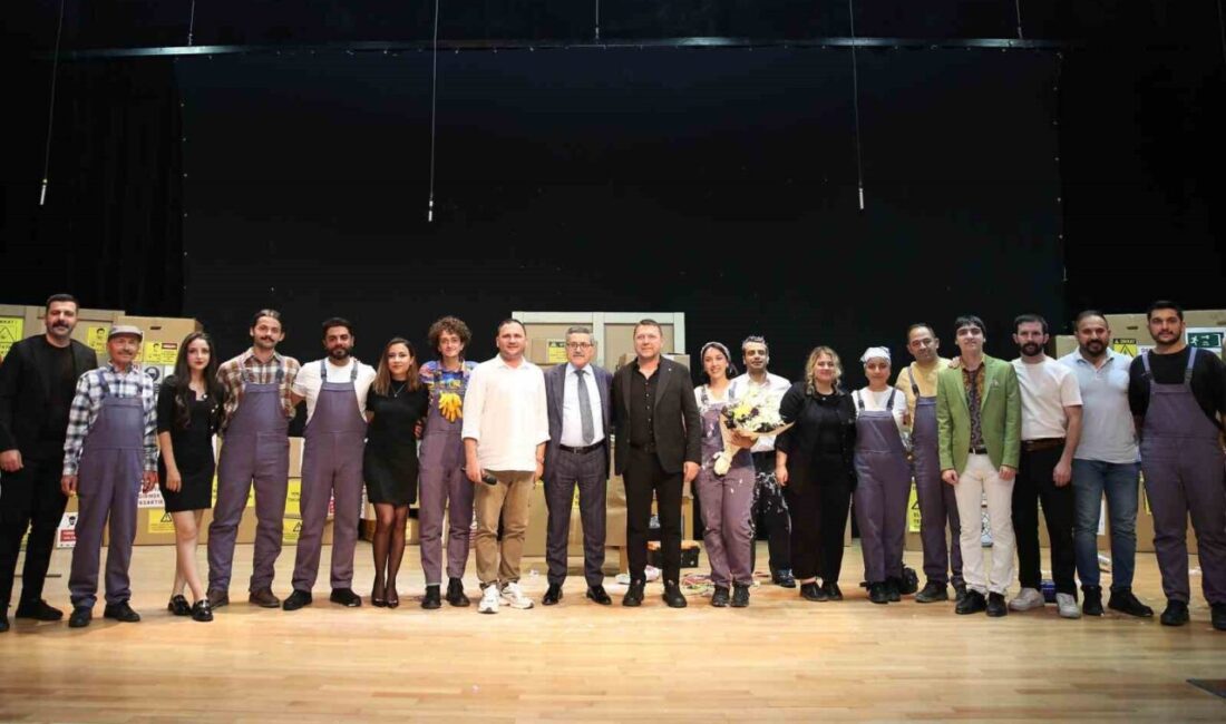Keçiören Belediyesi, İtalyan yazar Dario Fo ve oyuncu Franca Rame'in