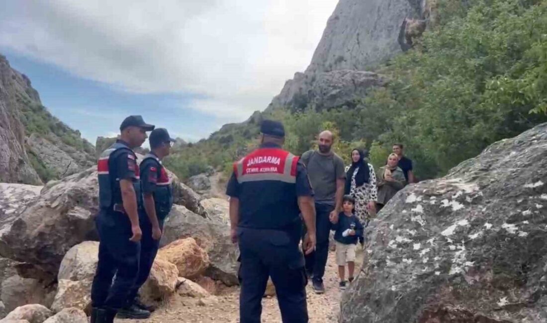 Yozgat’ta Kazankaya Kanyonu’nda jandarma denetim faaliyeti düzenledi. Turistlere doğa koruma