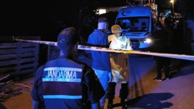 Kırşehir'in Akpınar ilçesinde 37 yaşındaki Ö.K., anne ve babasını bıçaklayarak