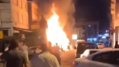 Kırşehir'deki Uzun Çarşı'da bir hırdavat dükkanında çıkan yangında 1 kişi