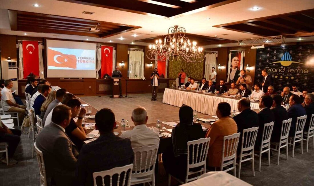 Şehit Aileleri ve Gaziler Dernekleri Başkanlarının katılımıyla Kırşehir’de düzenlenen "Terörsüz