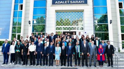 Kırşehir'de düzenlenen adli yıl açılış töreninde, Cumhuriyet Başsavcısı ve Baro