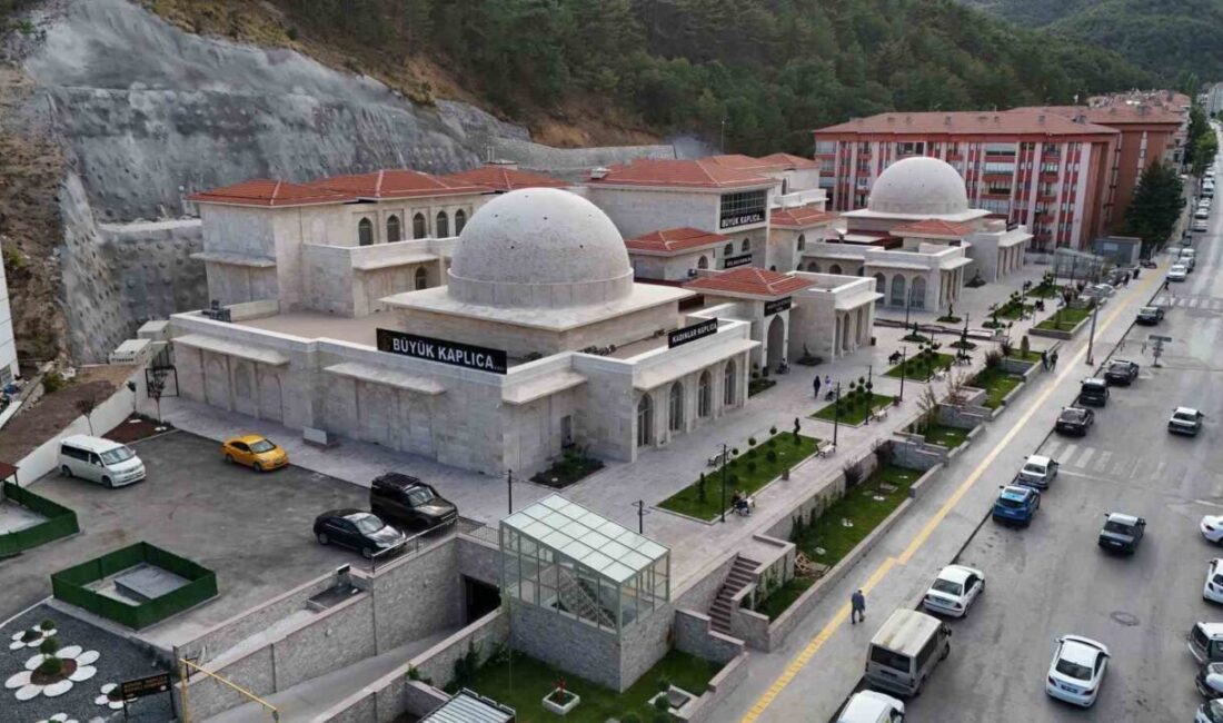 Cumhurbaşkanı Recep Tayyip Erdoğan'ın açılışını yaptığı Kızılcahamam'daki Büyük Kaplıca, ziyaretçilerin