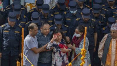 Nepal'de sosyal medya yasağı ve protestoların şiddeti artarak devam ediyor.