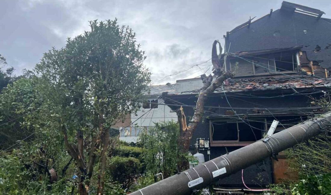 Japonya'yı vuran Peipah Tayfunu, şiddetli rüzgar ve yağışlarla birçok bölgeyi