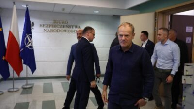 Polonya Başbakanı Donald Tusk, Rusya'ya ait insansız hava araçlarının düşürüldüğünü