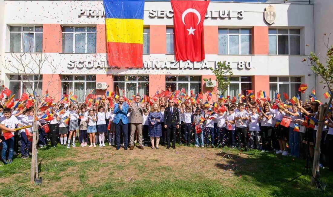 Yunus Emre Enstitüsü'nün "Tercihim Türkçe Projesi" Romanya'da başladı. Proje, Türkçenin
