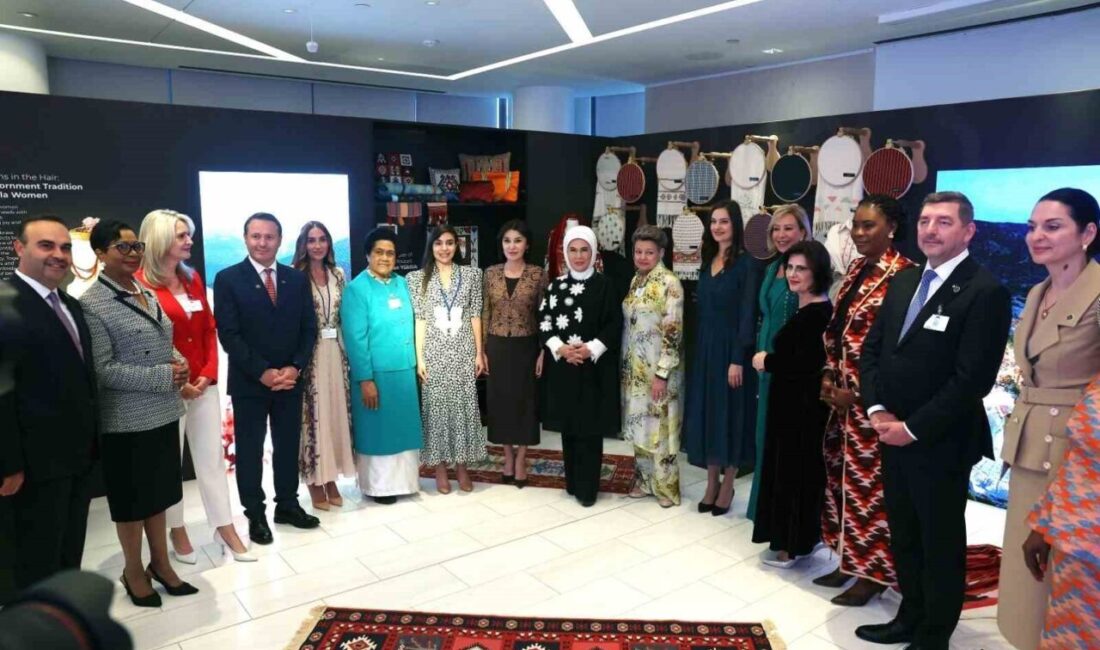 Safranbolu'dan getirilen geleneksel kapı tokmakları, New York Türkevi'nde "Anadolu’dakiler: Kapıların