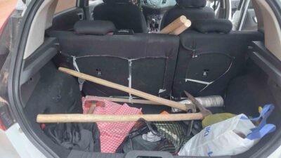 Yozgat'ın Sarıkaya ilçesinde define arayan kaçak kazı yaparken suçüstü yakalananlar