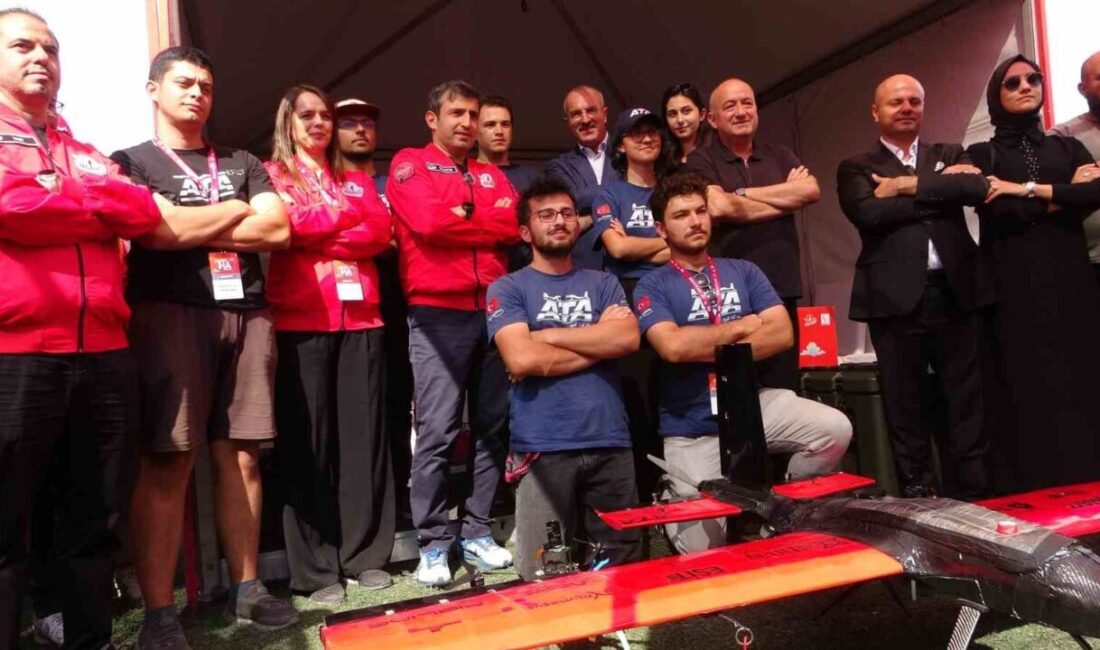 TEKNOFEST Yönetim Kurulu Başkanı Selçuk Bayraktar, Gökçeada'da düzenlenen 'Savaşan İHA