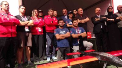 TEKNOFEST Yönetim Kurulu Başkanı Selçuk Bayraktar, Gökçeada'da düzenlenen 'Savaşan İHA
