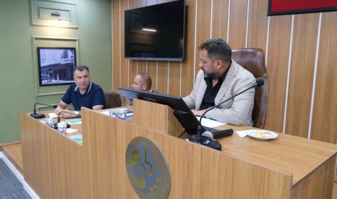 Sorgun Belediye Başkanı Erkut Ekinci, mahalle muhtarlarıyla toplantı düzenleyerek Sorgun'un