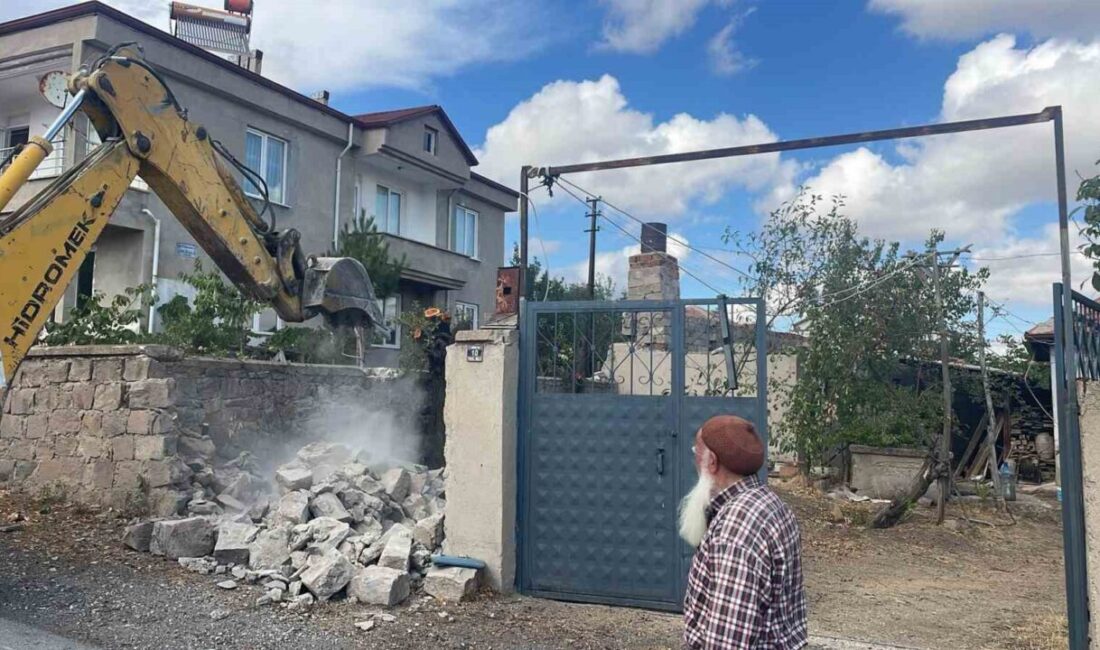 Sorgun Belediyesi, kaçak ve imara aykırı yapılarla mücadele adına yıkım