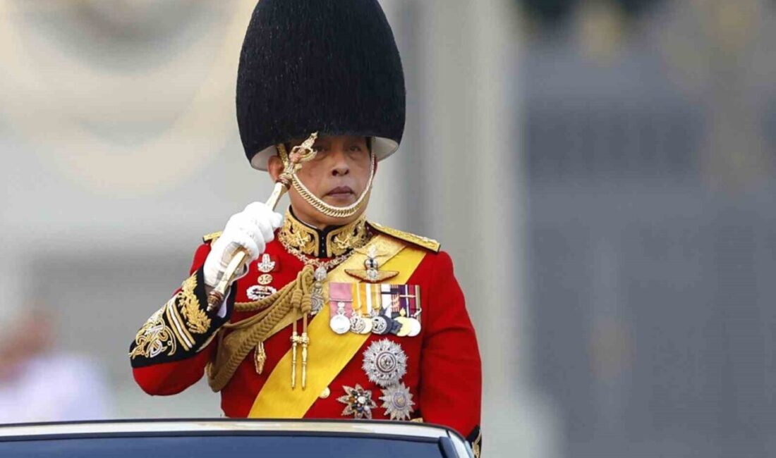 Tayland Kralı Maha Vajiralongkorn, Anutin Charnvirakul’un başbakanlığını ve 36 bakanını