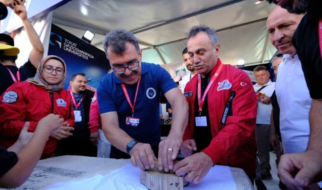 TOGÜ Rektörü Prof. Dr. Fatih Yılmaz, TEKNOFEST İstanbul'da üniversitenin yenilikçi