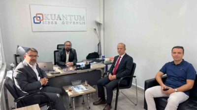 Zonguldak Teknoloji ve Sanayi İl Müdürü Metin Vural ve beraberindeki